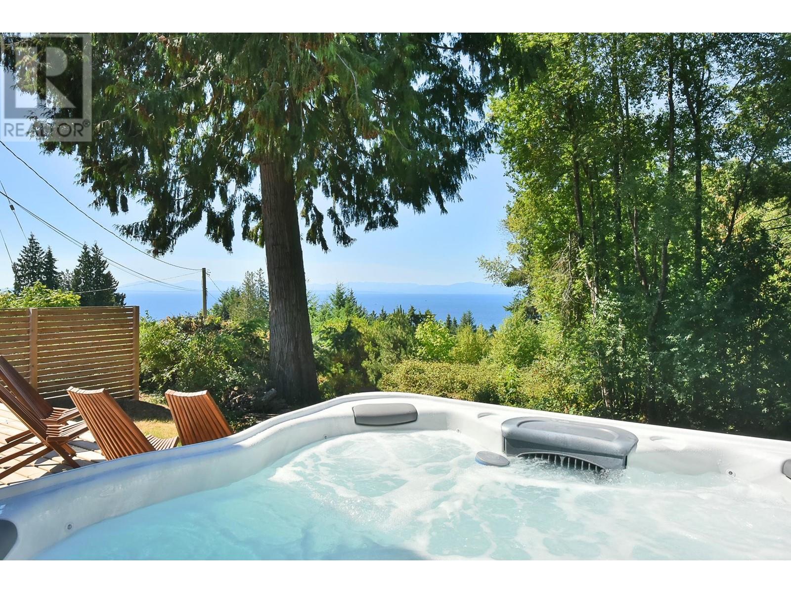 1440 VELVET ROAD, gibsons, British Columbia