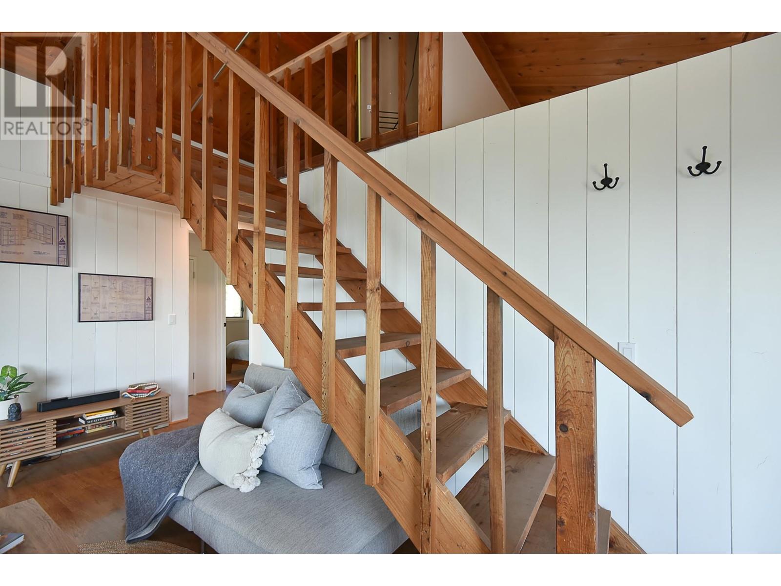 1440 Velvet Road, Gibsons, British Columbia  V0N 1V5 - Photo 12 - R2811048