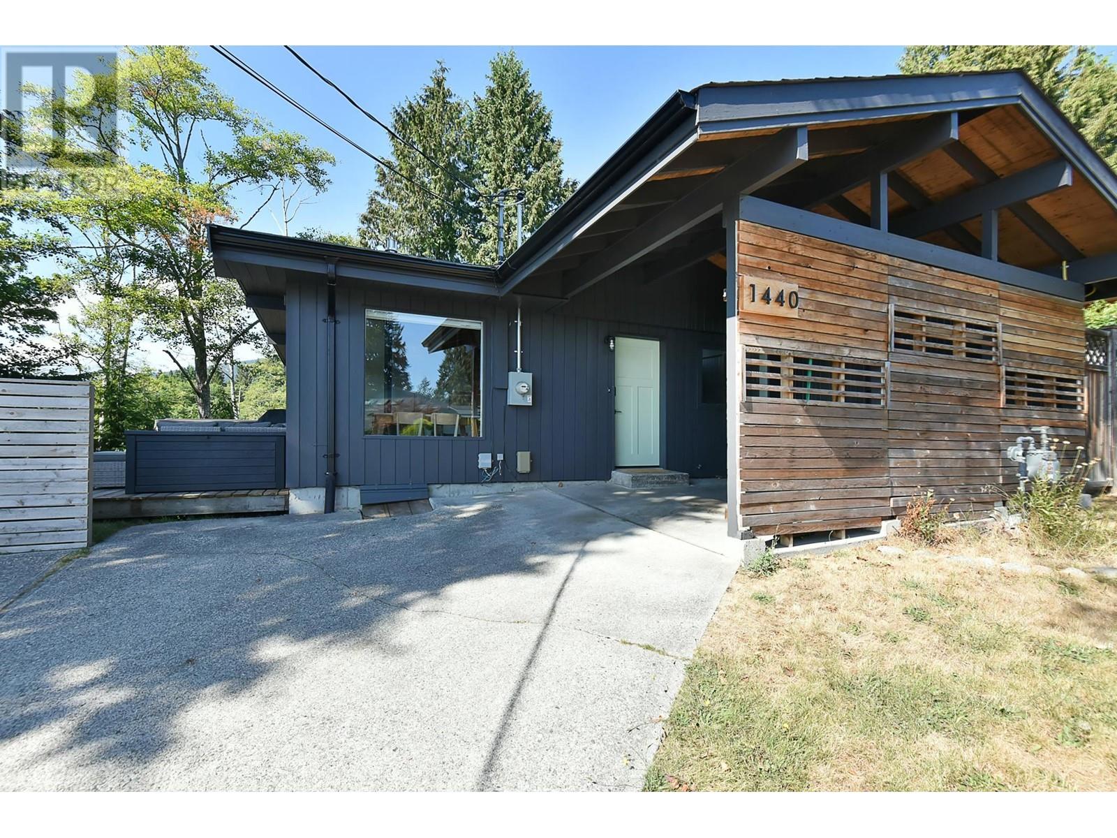 1440 Velvet Road, Gibsons, British Columbia  V0N 1V5 - Photo 26 - R2811048