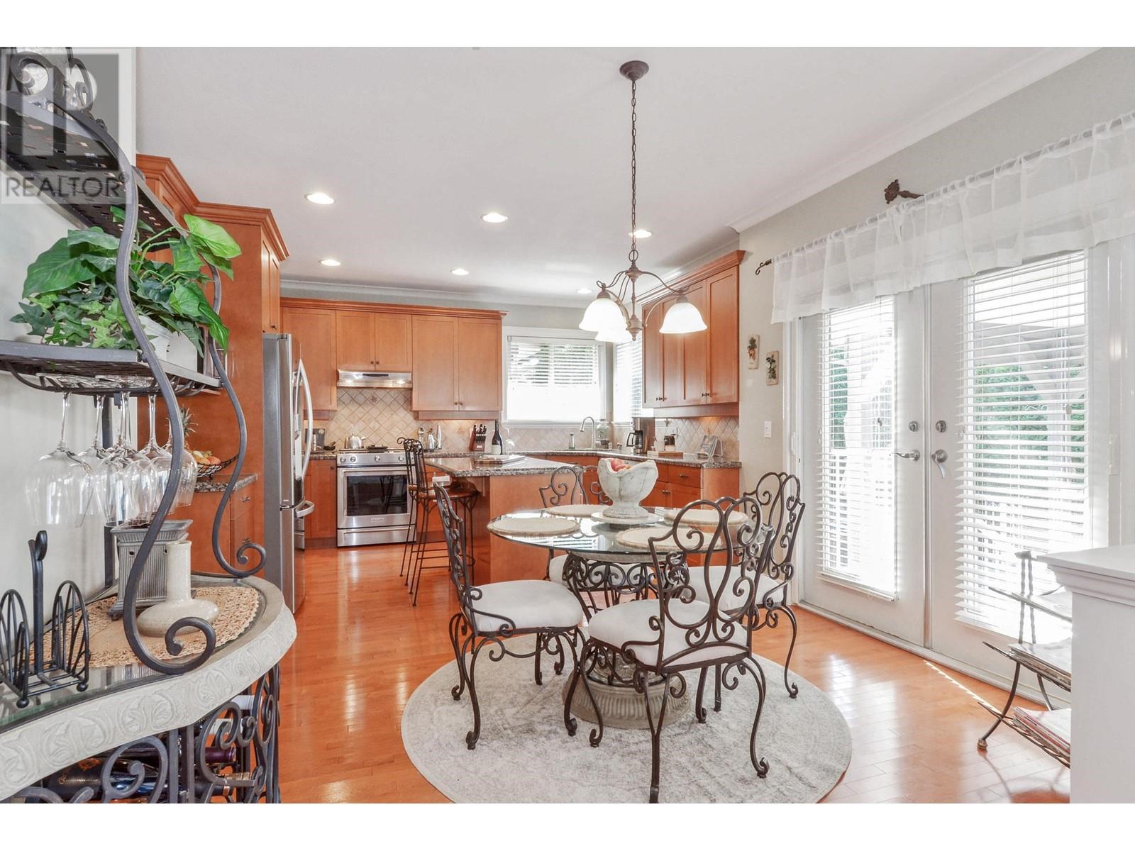 11231 Tully Crescent, Pitt Meadows, British Columbia  V3Y 2V9 - Photo 13 - R2819010