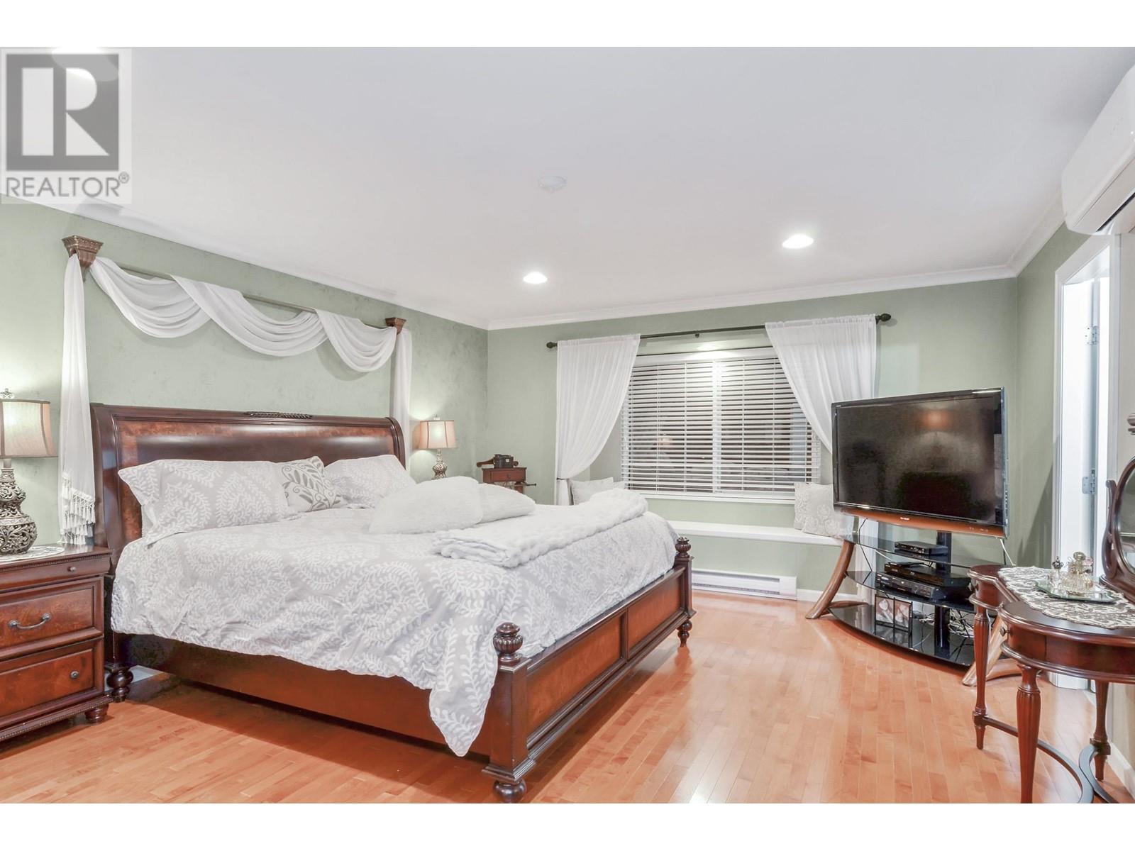 11231 Tully Crescent, Pitt Meadows, British Columbia  V3Y 2V9 - Photo 19 - R2819010