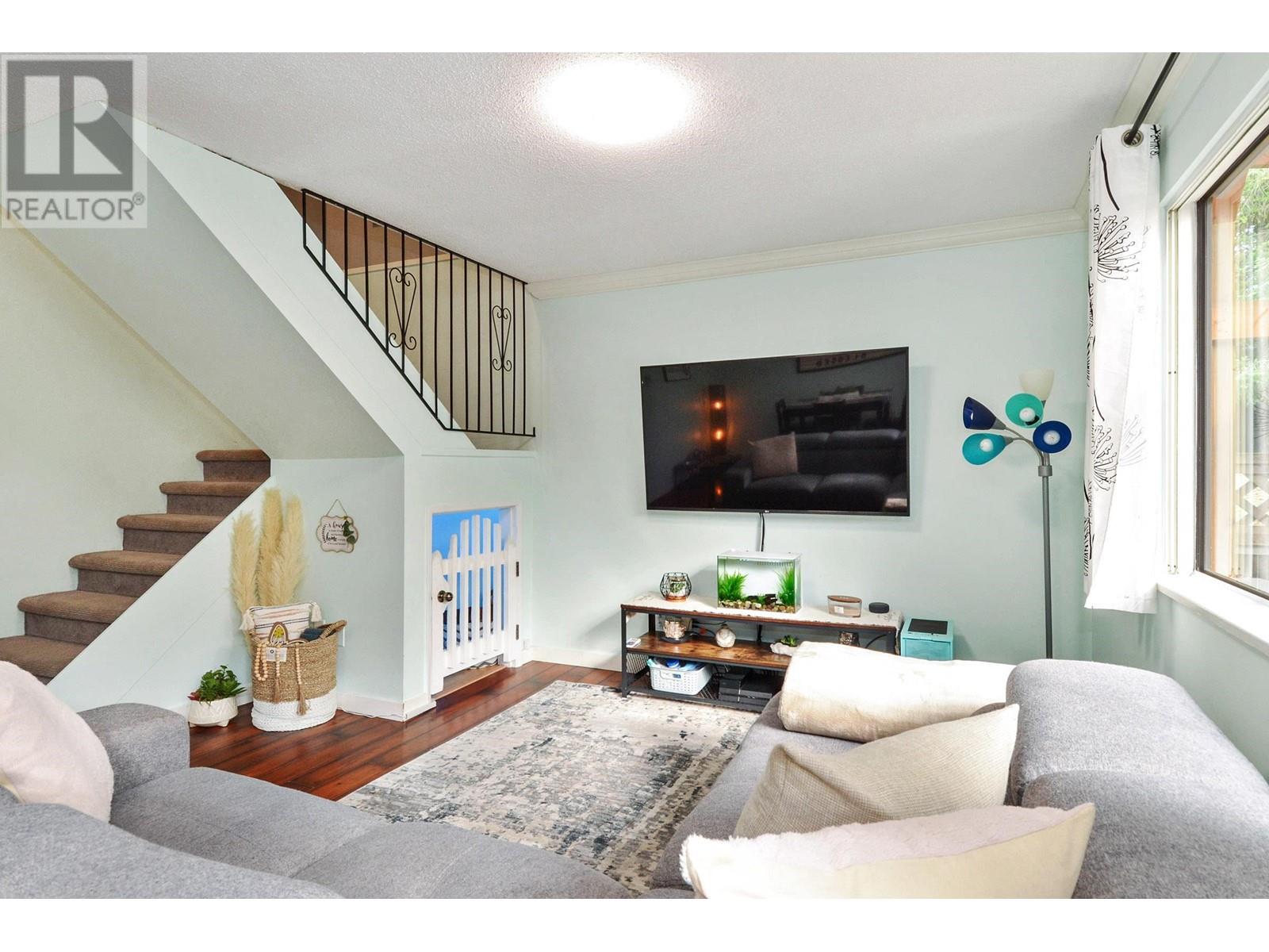 12148 Faber Crescent, Maple Ridge, British Columbia  V2X 8A1 - Photo 2 - R2819601