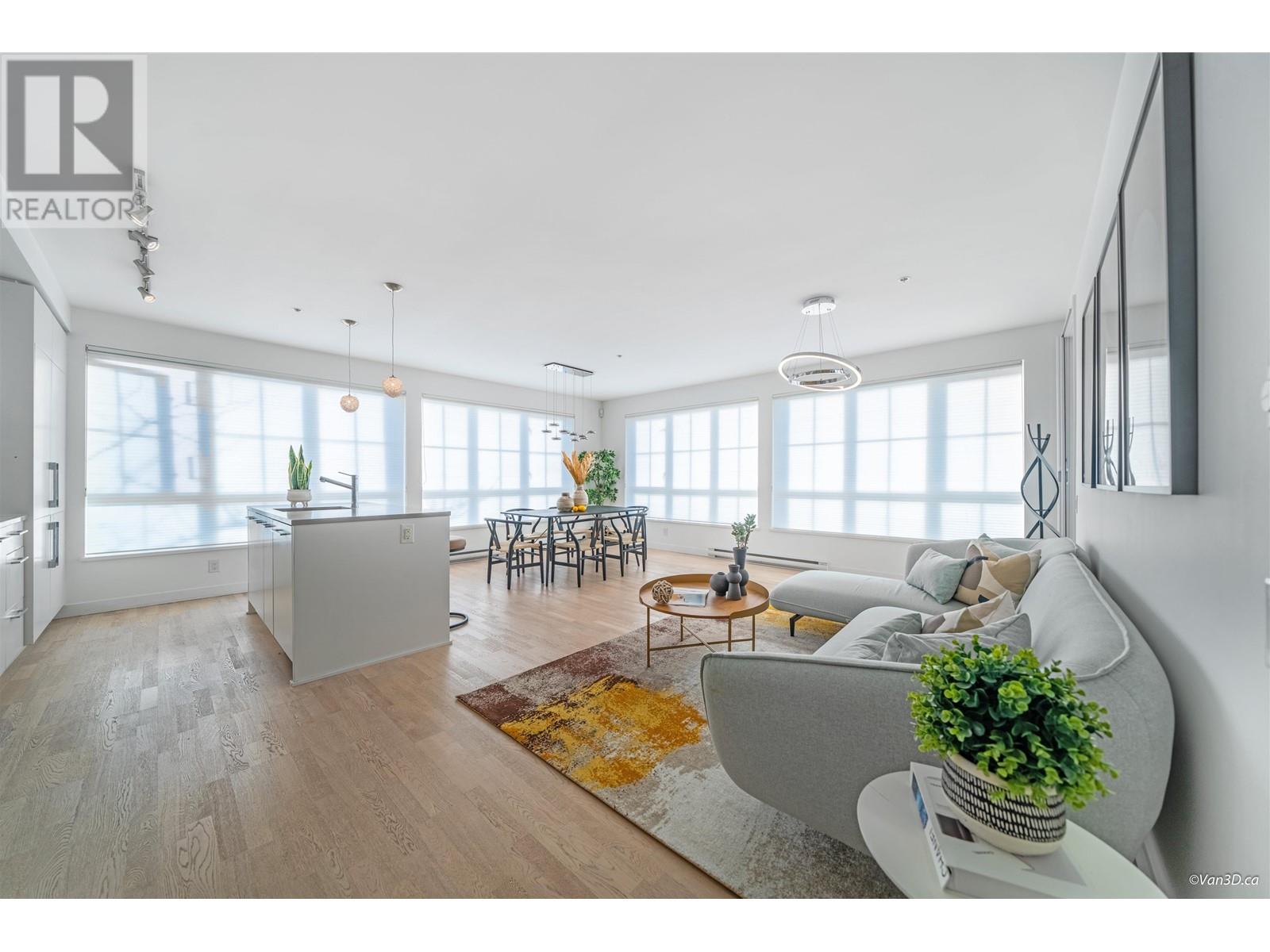 Ph8 2468 Bayswater Street, Vancouver, British Columbia  V6K 4B3 - Photo 1 - R2828482