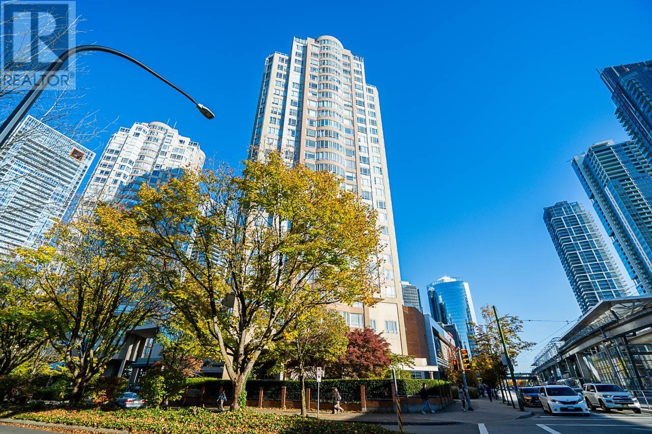 804 6240 Mckay Avenue, Burnaby, British Columbia  V5H 4L8 - Photo 2 - R2828939