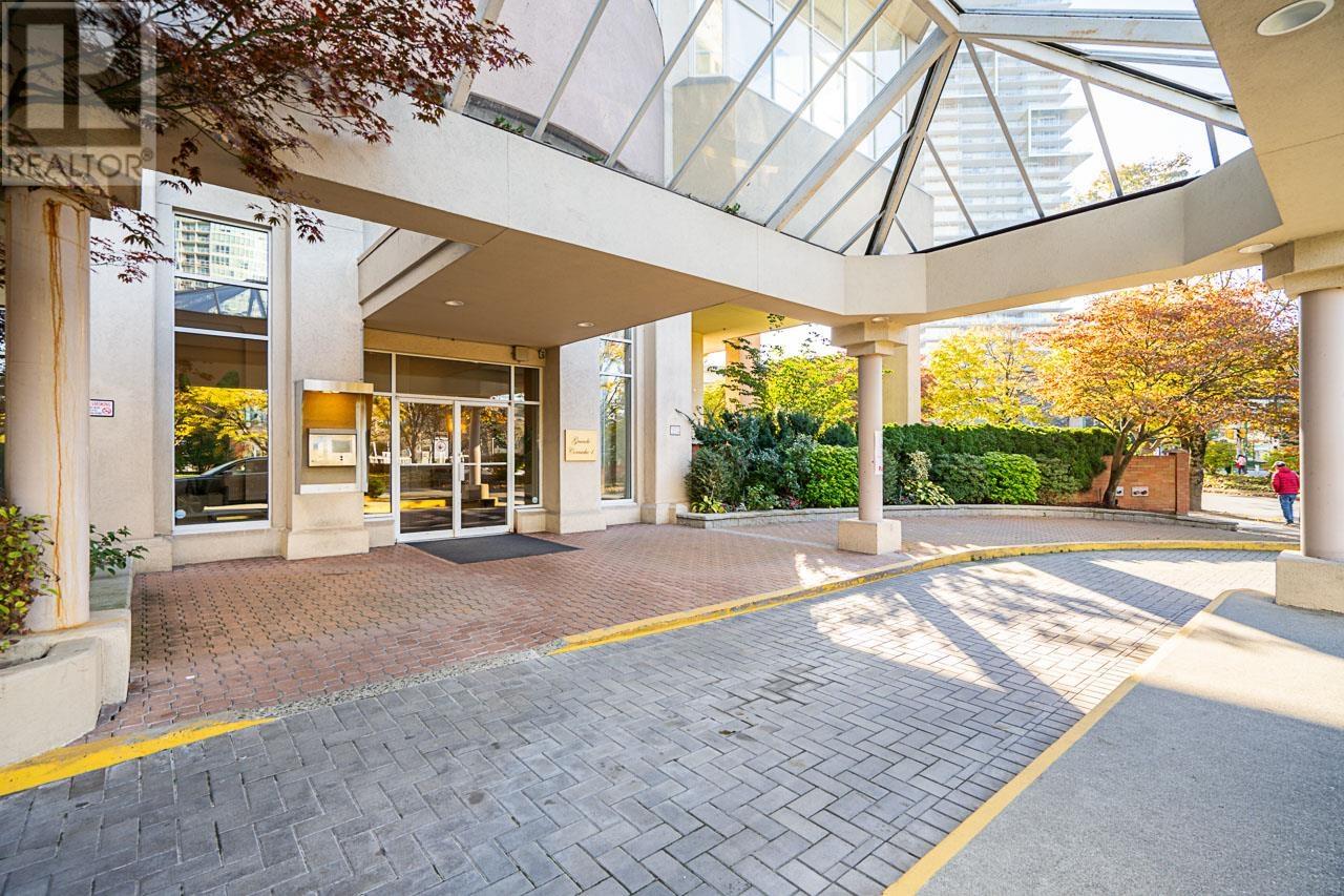 804 6240 Mckay Avenue, Burnaby, British Columbia  V5H 4L8 - Photo 3 - R2828939