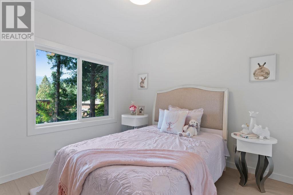 4563 Cedarcrest Avenue, North Vancouver, British Columbia  V7R 3R2 - Photo 24 - R2827721