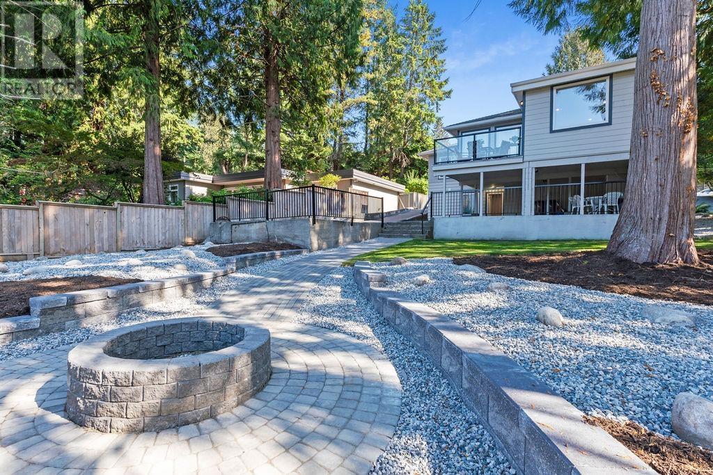 4563 Cedarcrest Avenue, North Vancouver, British Columbia  V7R 3R2 - Photo 28 - R2827721