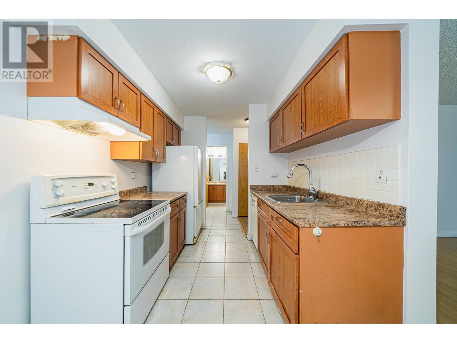 412 9867 Manchester Drive, Burnaby, British Columbia  V3N 4P6 - Photo 6 - R2829197