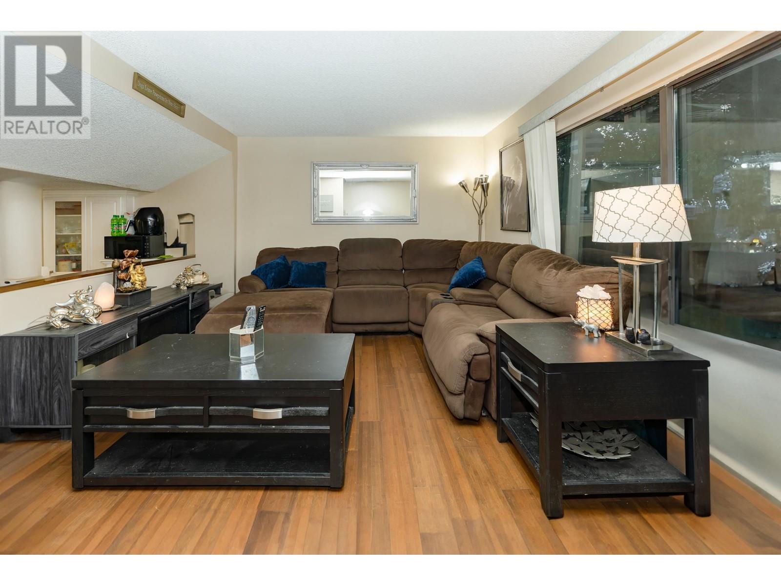105 511 Gatensbury Street, Coquitlam, British Columbia  V3J 5E7 - Photo 3 - R2827063