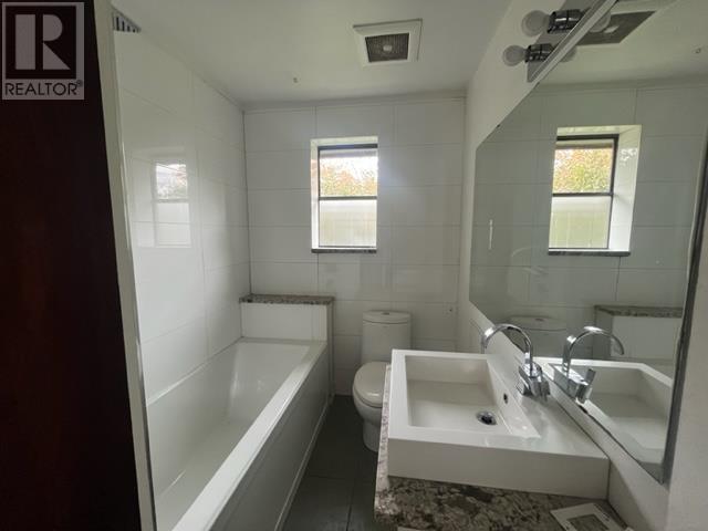 2891 Eton Street, Vancouver, British Columbia  V5K 1K4 - Photo 9 - R2828523