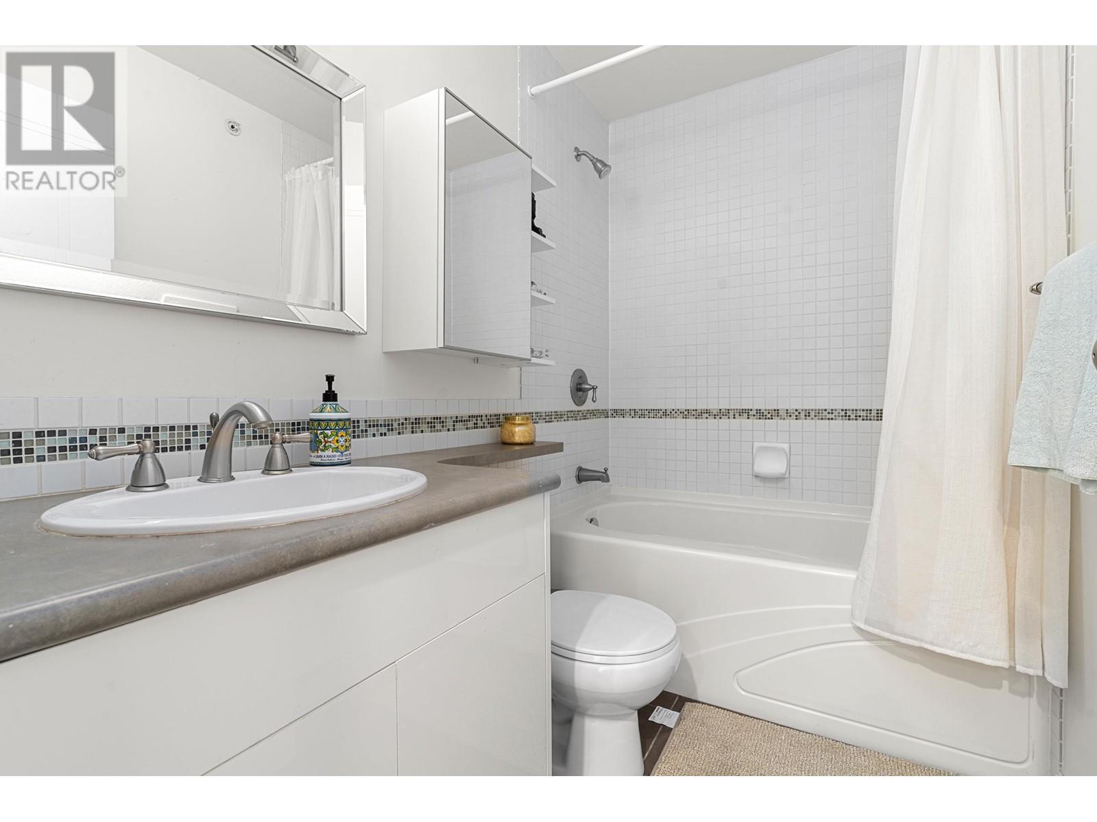 8534 Seascape Court, West Vancouver, British Columbia  V7W 3J7 - Photo 23 - R2829610