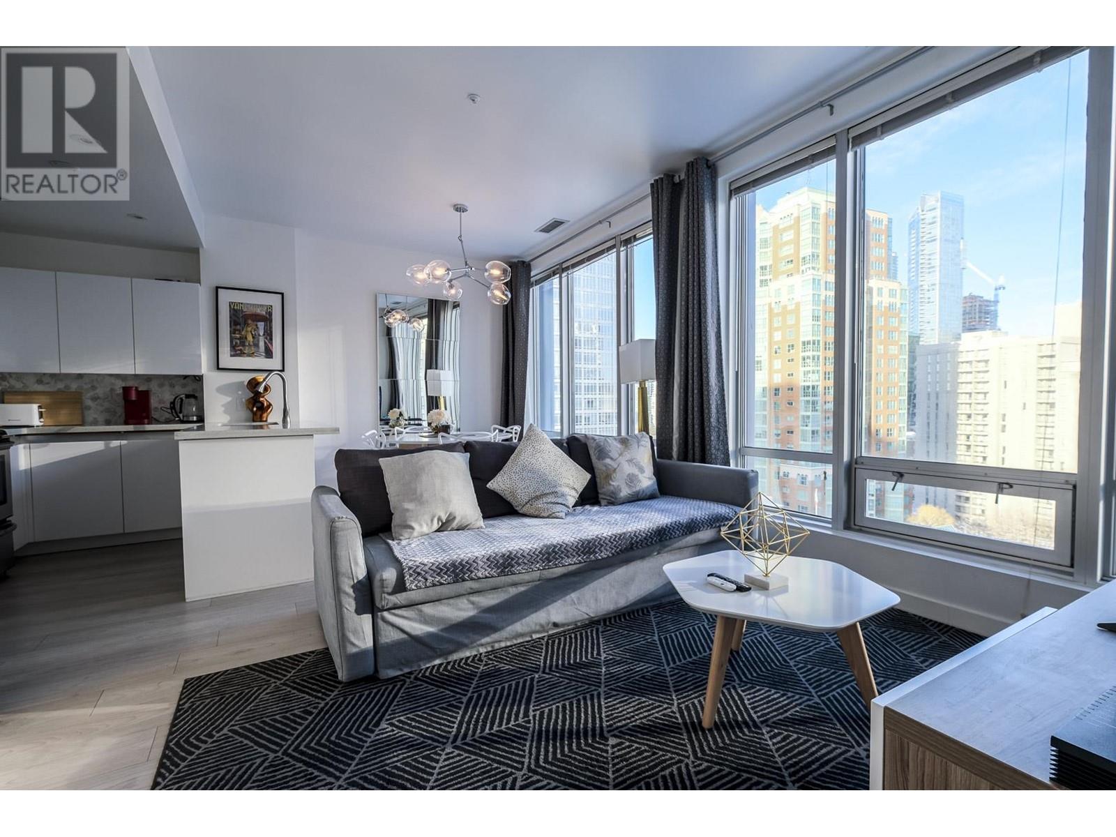 909 989 NELSON STREET, vancouver, British Columbia