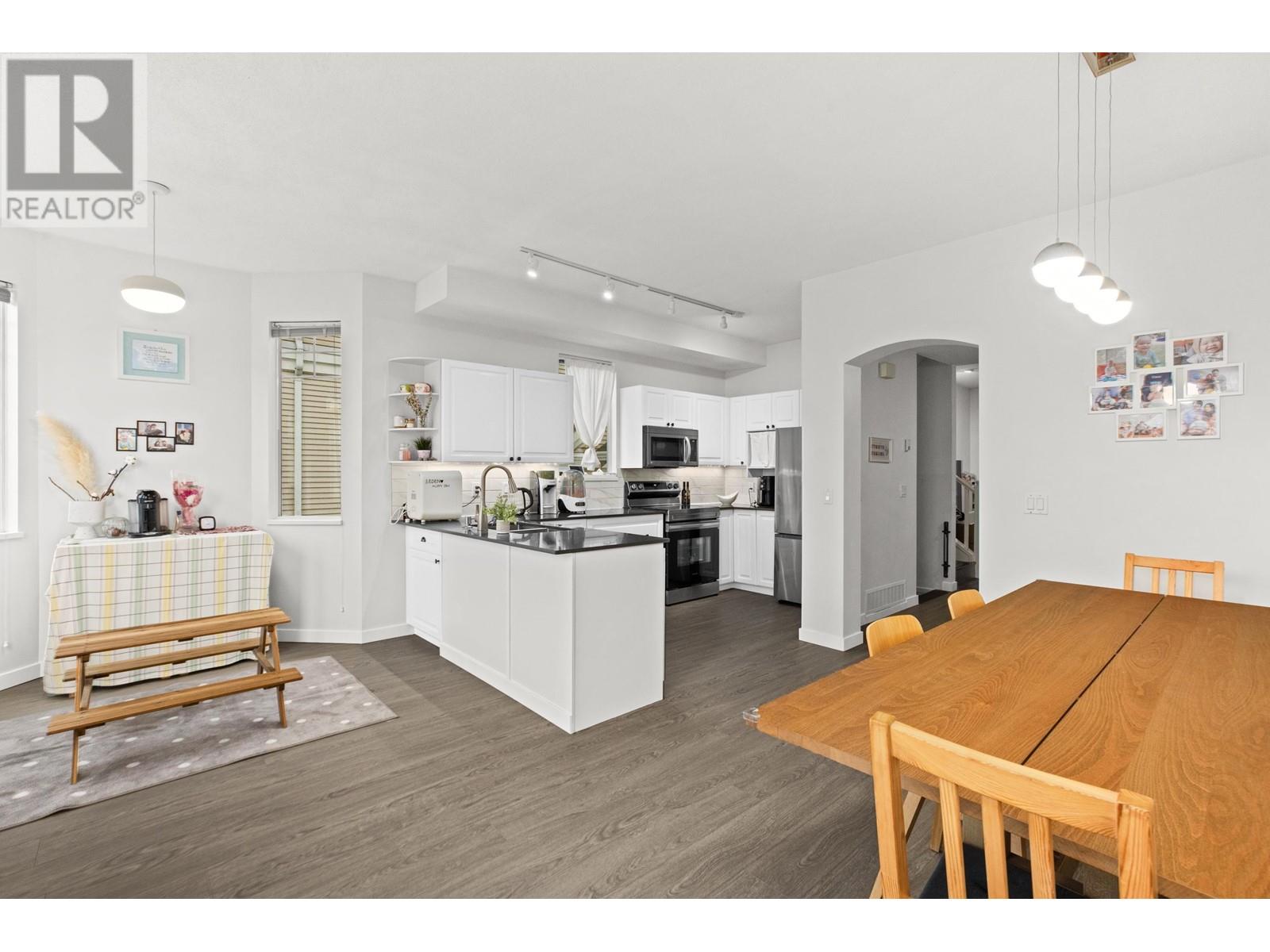 51 7501 Cumberland Street, Burnaby, British Columbia  V3N 4Y6 - Photo 10 - R2829639
