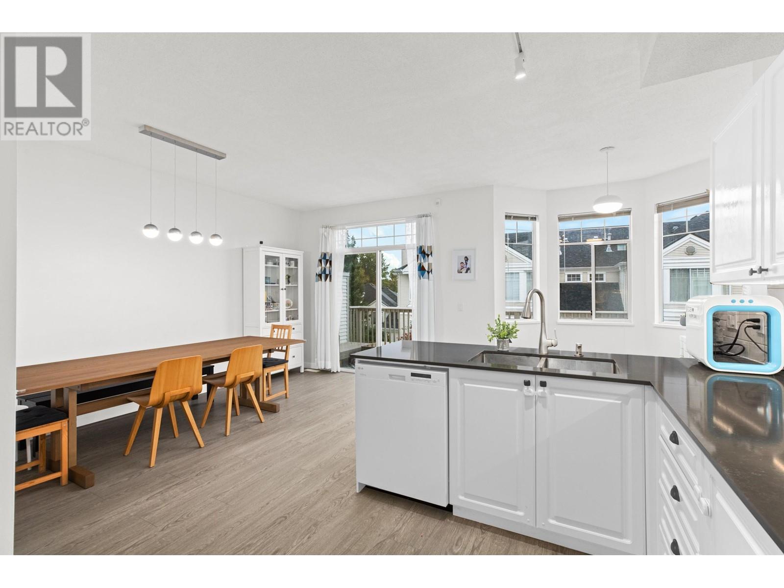 51 7501 Cumberland Street, Burnaby, British Columbia  V3N 4Y6 - Photo 4 - R2829639