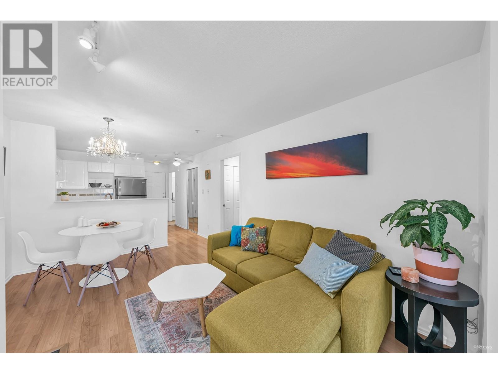 307 868 Kingsway, Vancouver, British Columbia  V5V 3C3 - Photo 10 - R2829644
