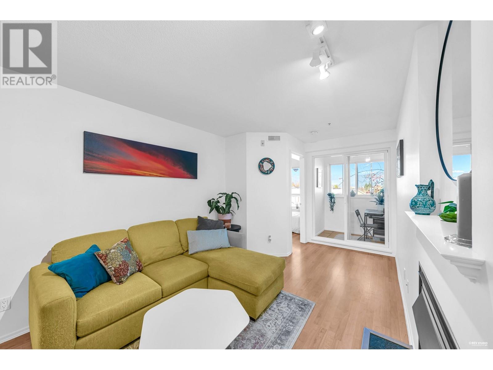 307 868 Kingsway, Vancouver, British Columbia  V5V 3C3 - Photo 11 - R2829644