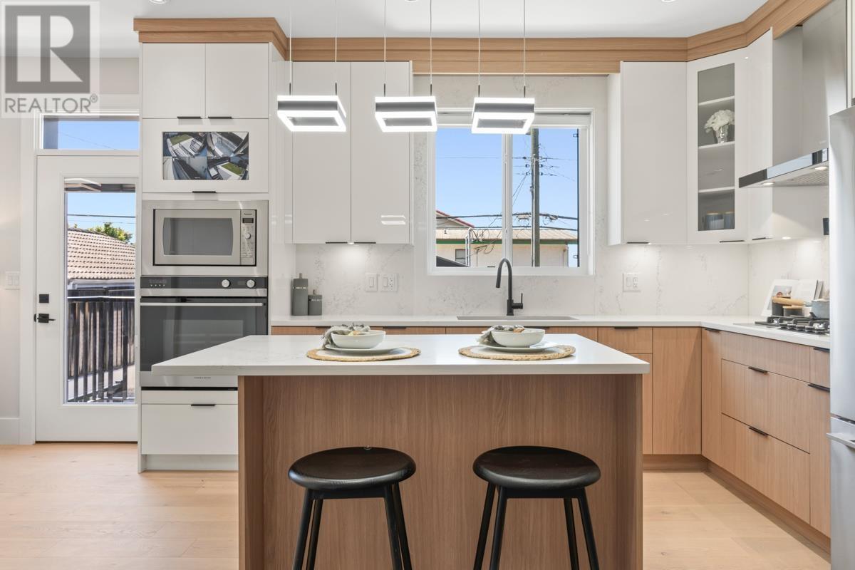 4341 Rupert Street, Vancouver, British Columbia  V3L 4N3 - Photo 5 - R2815474