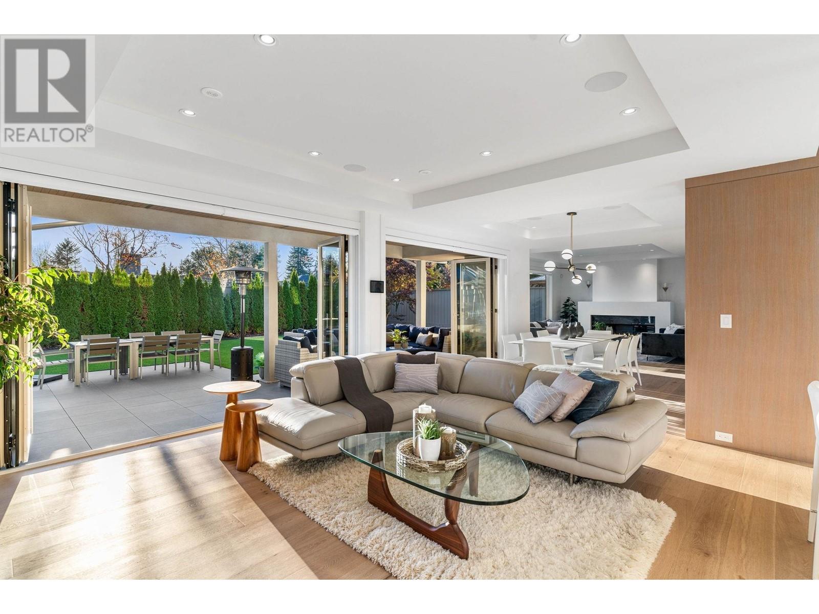 2825 Edgemont Boulevard, North Vancouver, British Columbia  V7R 2N3 - Photo 10 - R2829653