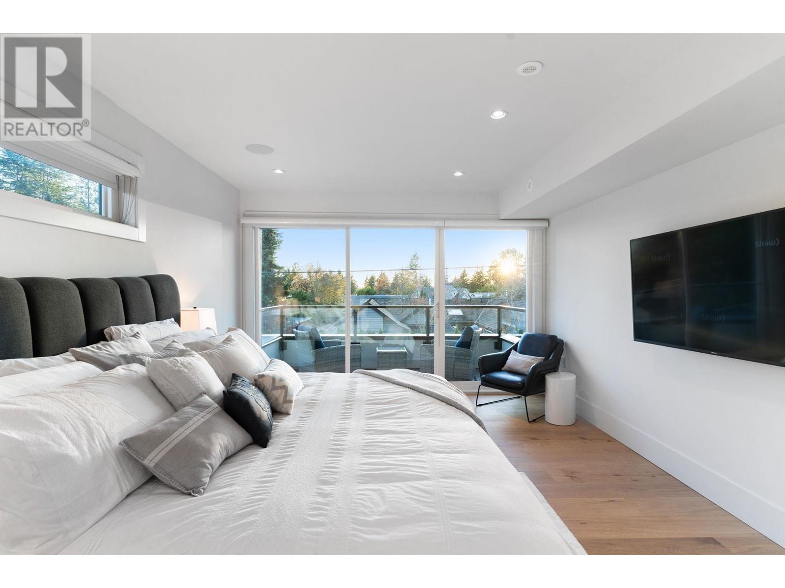 2825 Edgemont Boulevard, North Vancouver, British Columbia  V7R 2N3 - Photo 17 - R2829653