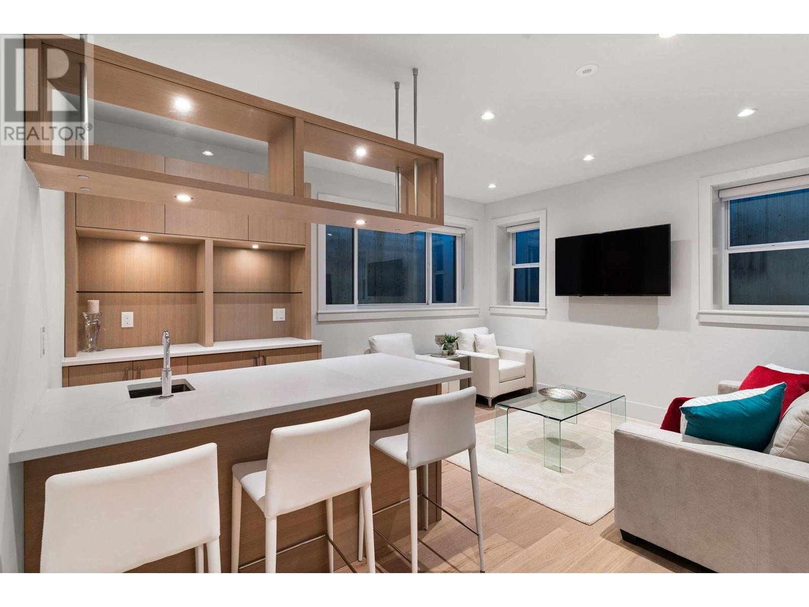 2825 Edgemont Boulevard, North Vancouver, British Columbia  V7R 2N3 - Photo 23 - R2829653