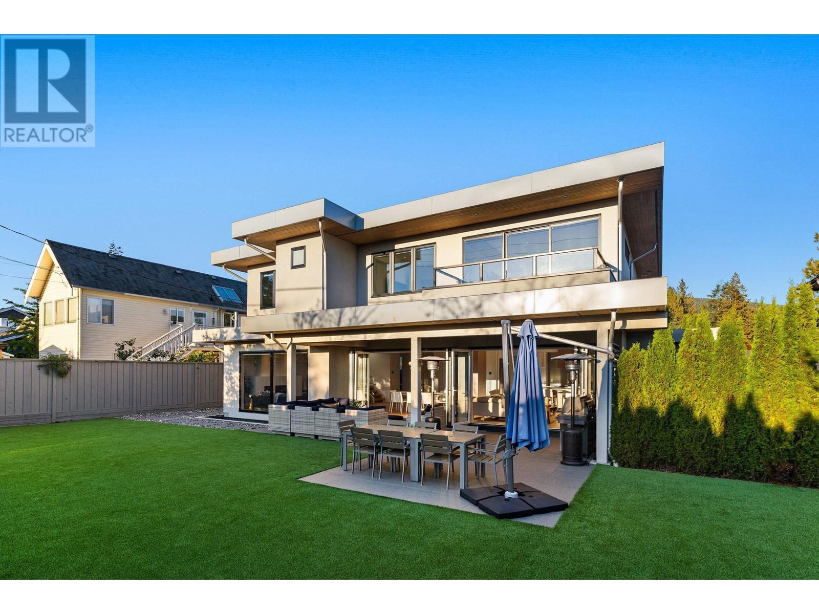 2825 Edgemont Boulevard, North Vancouver, British Columbia  V7R 2N3 - Photo 27 - R2829653