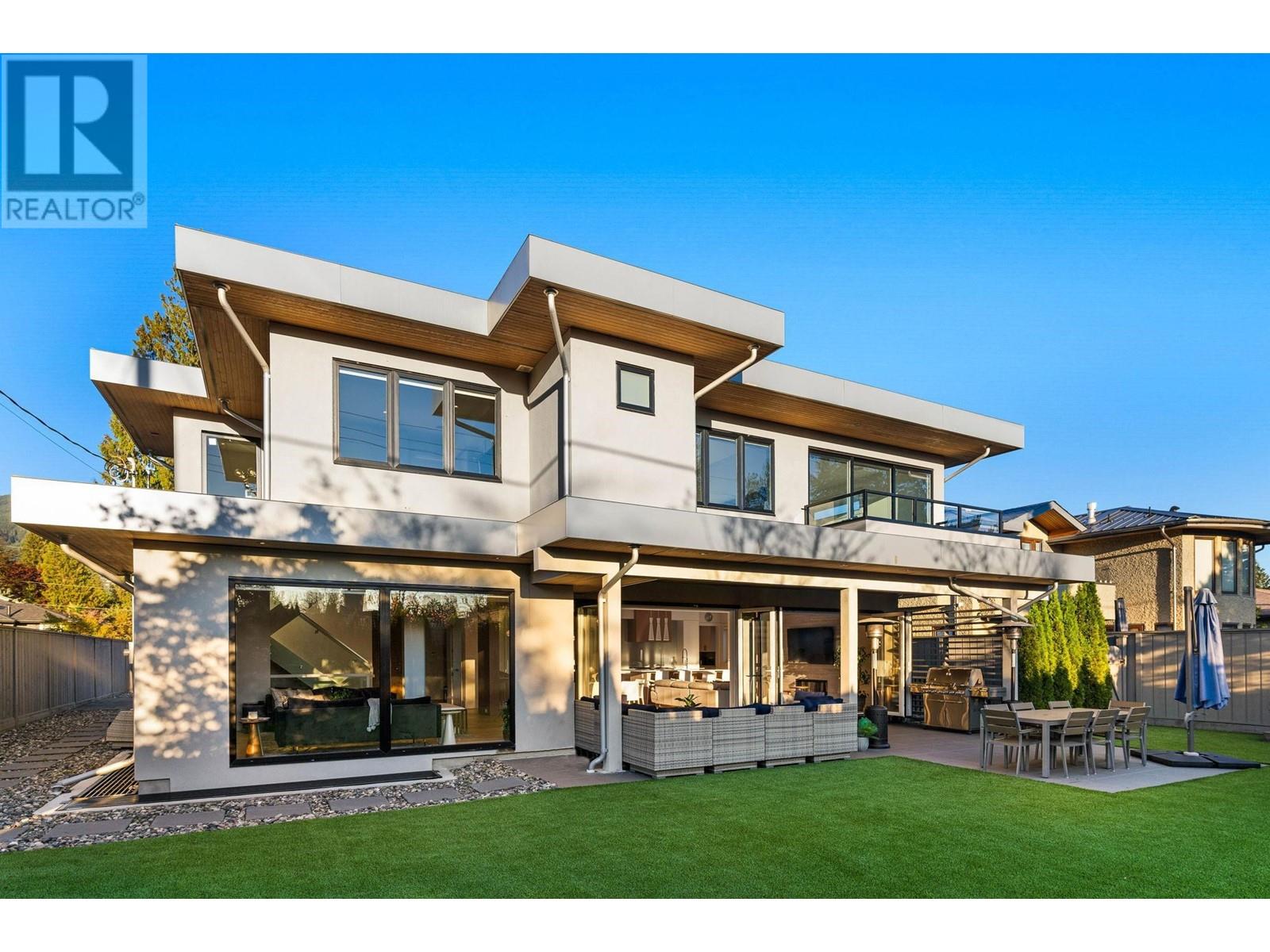 2825 Edgemont Boulevard, North Vancouver, British Columbia  V7R 2N3 - Photo 28 - R2829653