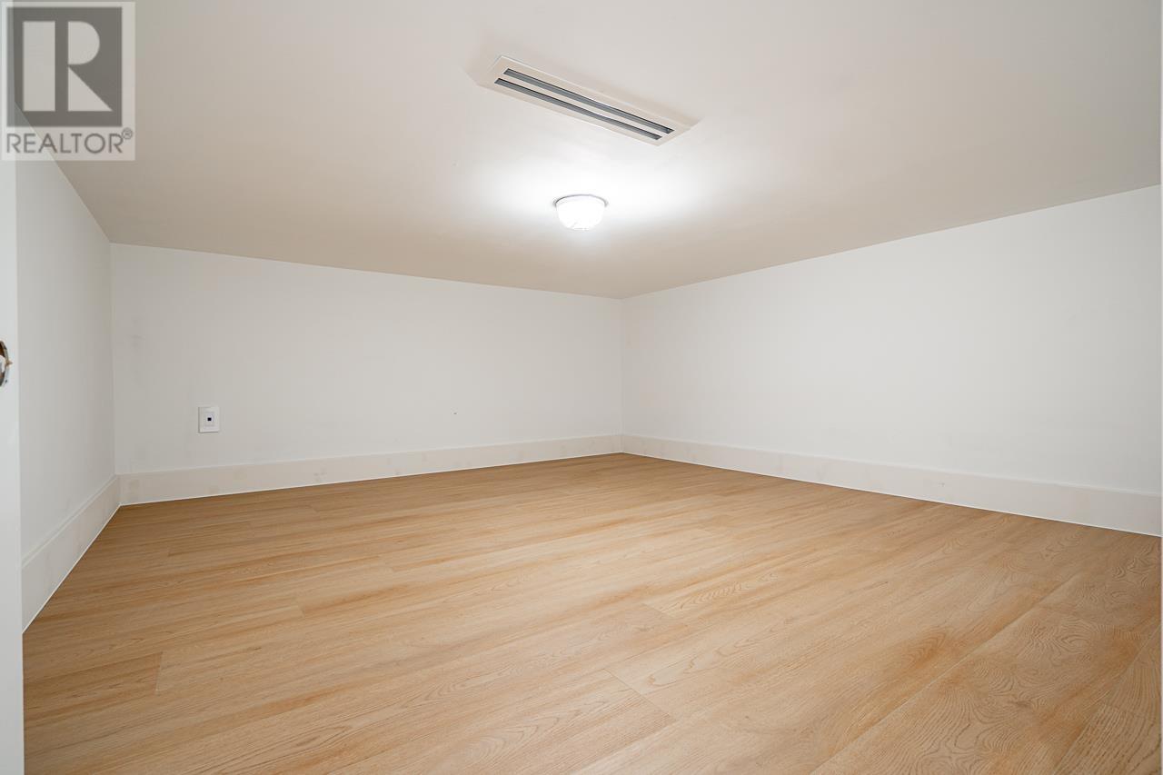 6830 6th Street, Burnaby, British Columbia  V5E 3S9 - Photo 32 - R2829662