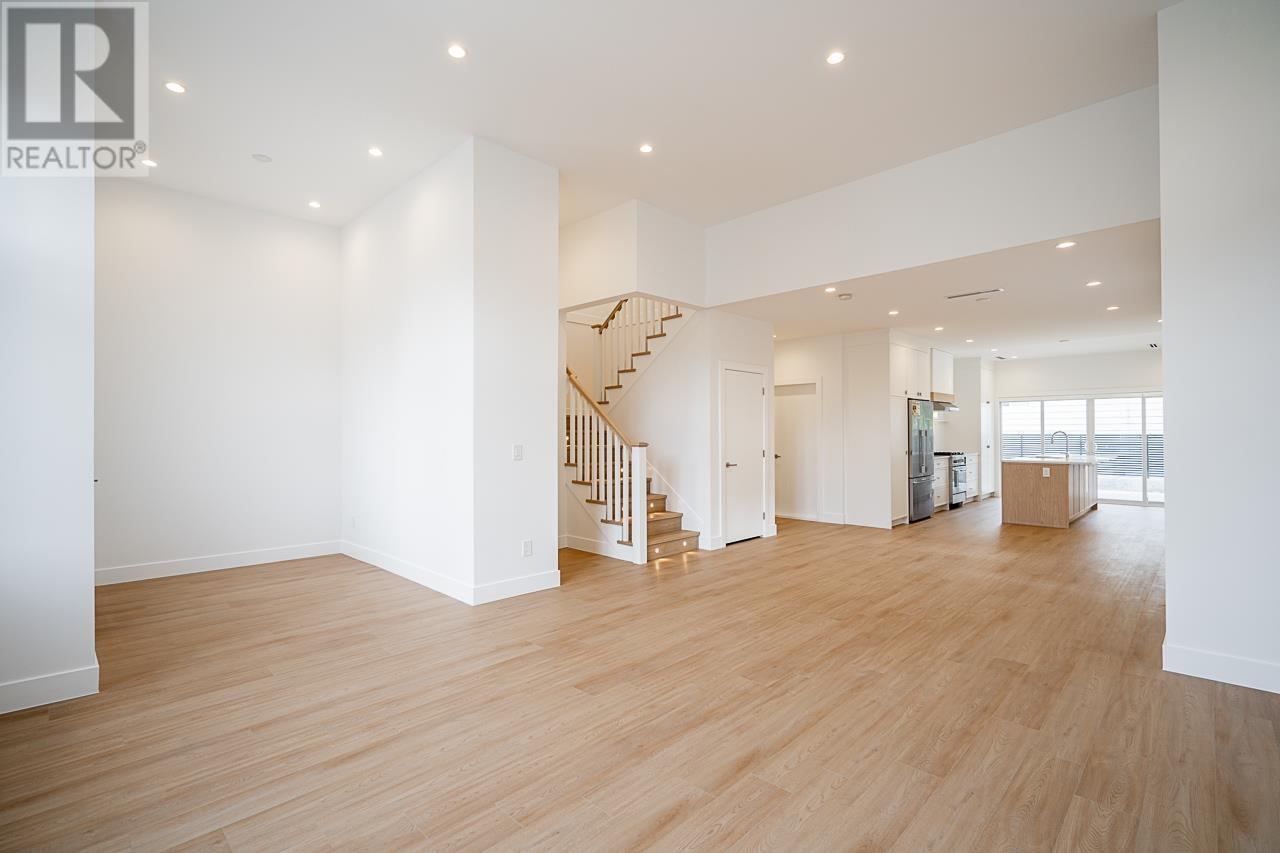 6830 6th Street, Burnaby, British Columbia  V5E 3S9 - Photo 9 - R2829662
