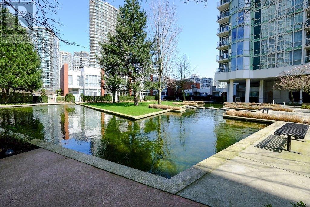 705 193 Aquarius Mews, Vancouver, British Columbia  V6Z 2Z2 - Photo 24 - R2829566