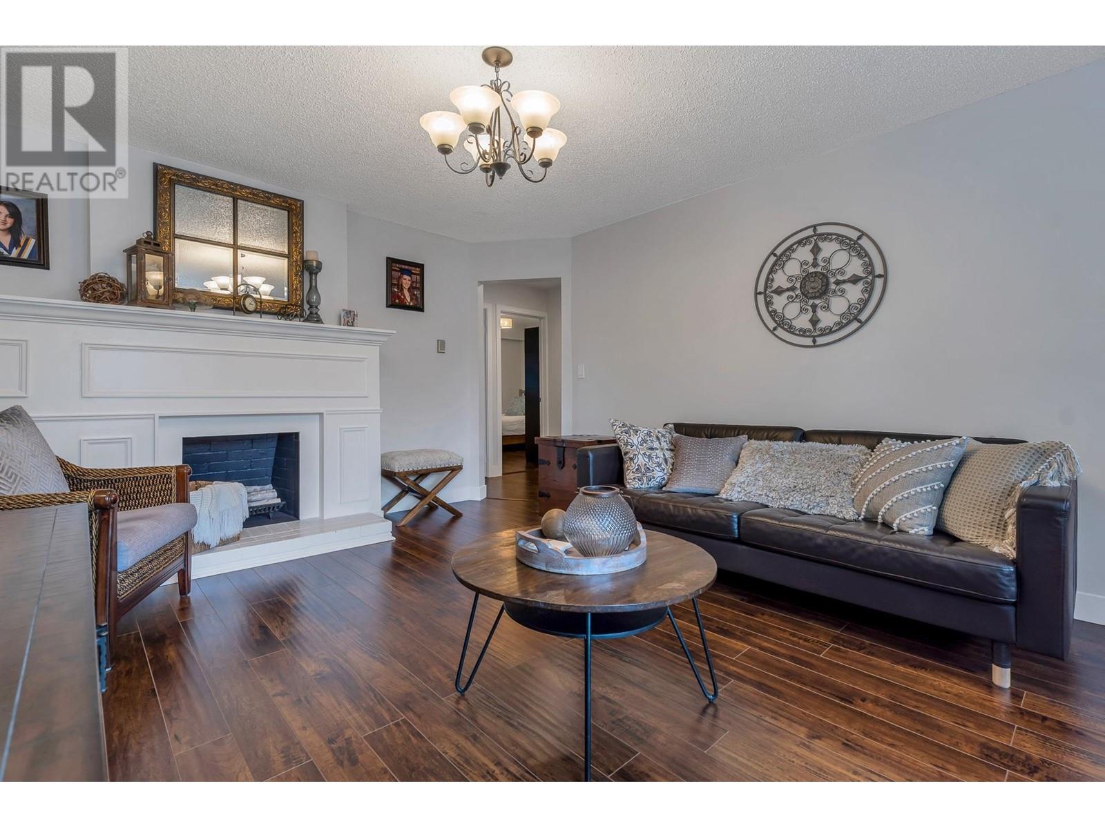 3466 Franklin Street, Vancouver, British Columbia  V5K 1Y3 - Photo 2 - R2829485
