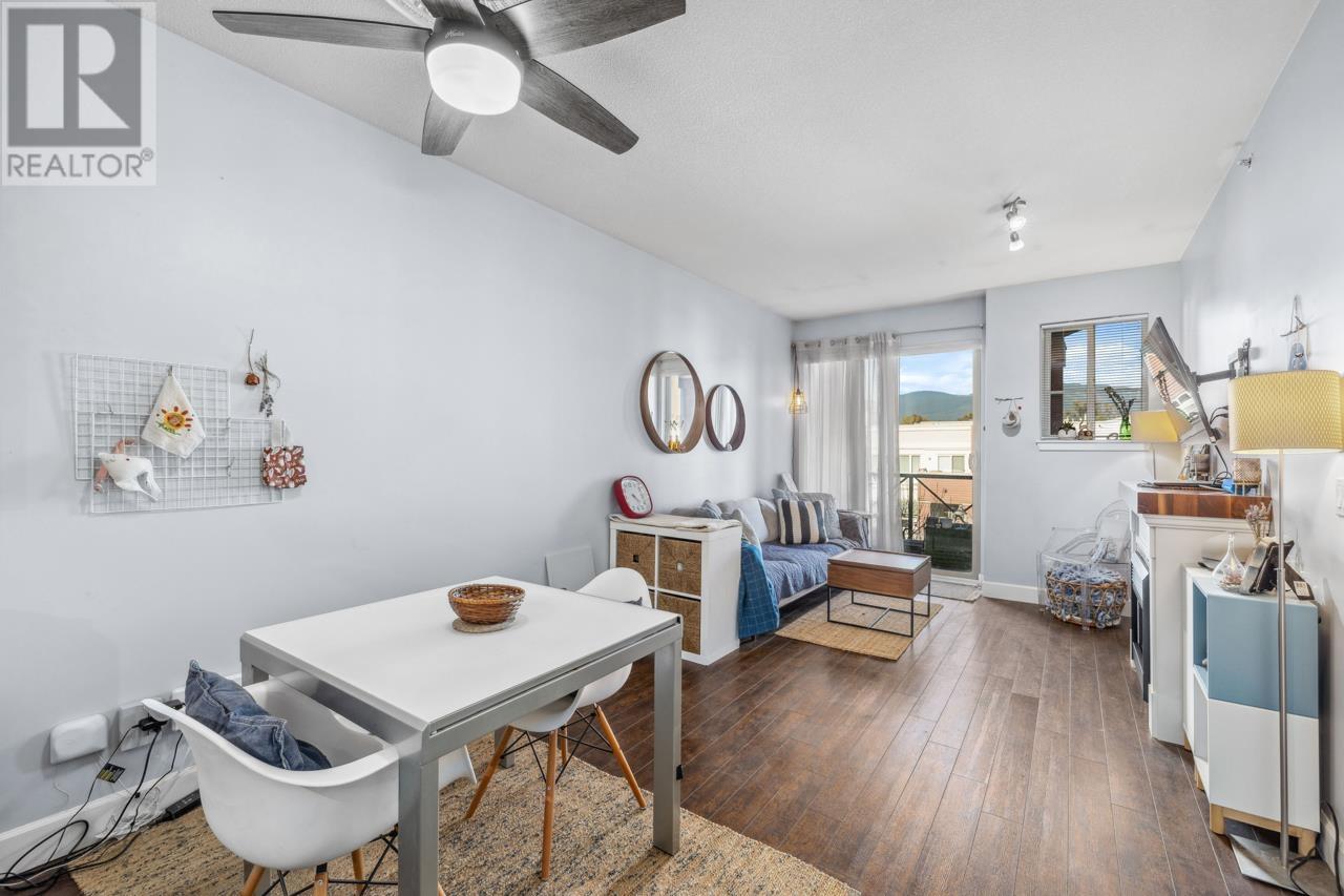 417 2336 WHYTE AVENUE, port coquitlam, British Columbia