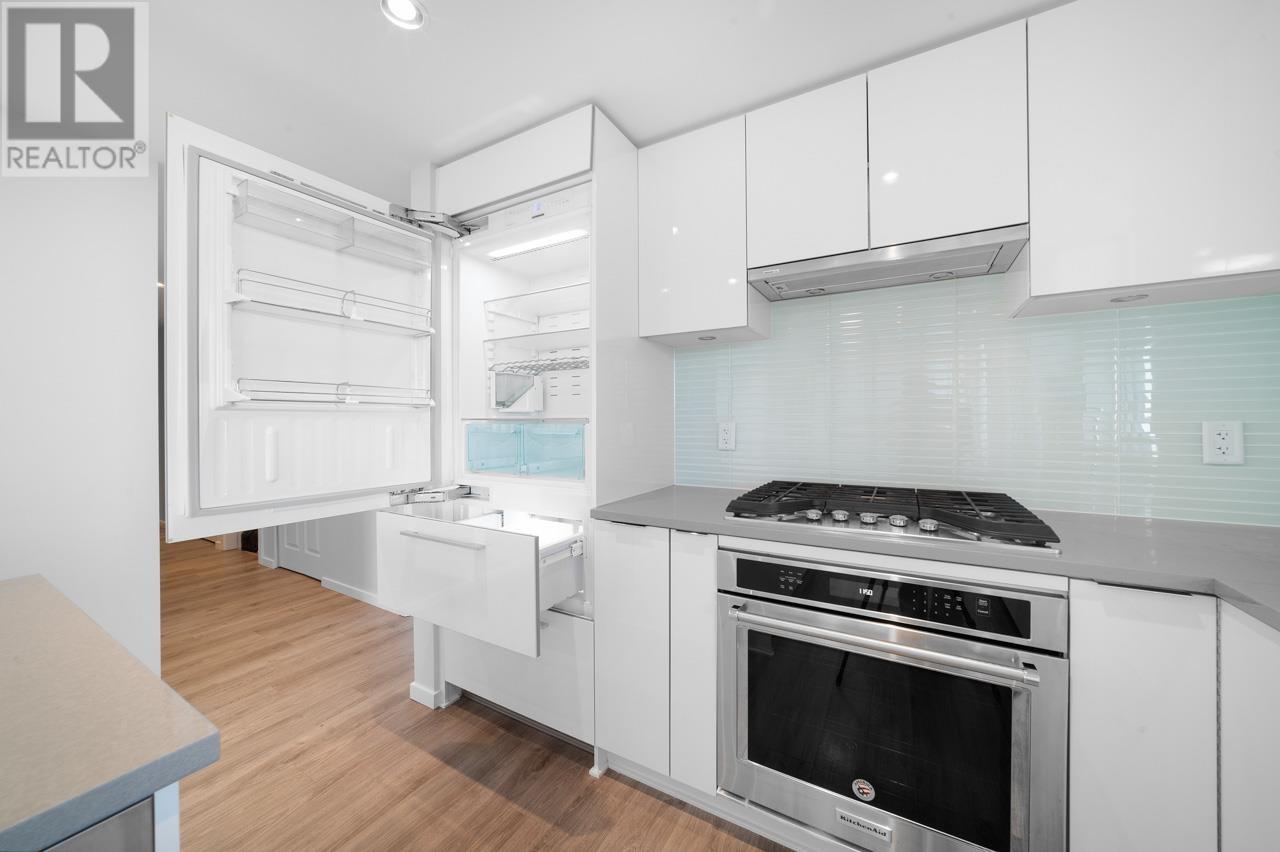 707 6638 Dunblane Avenue, Burnaby, British Columbia  V5H 0G8 - Photo 9 - R2829511