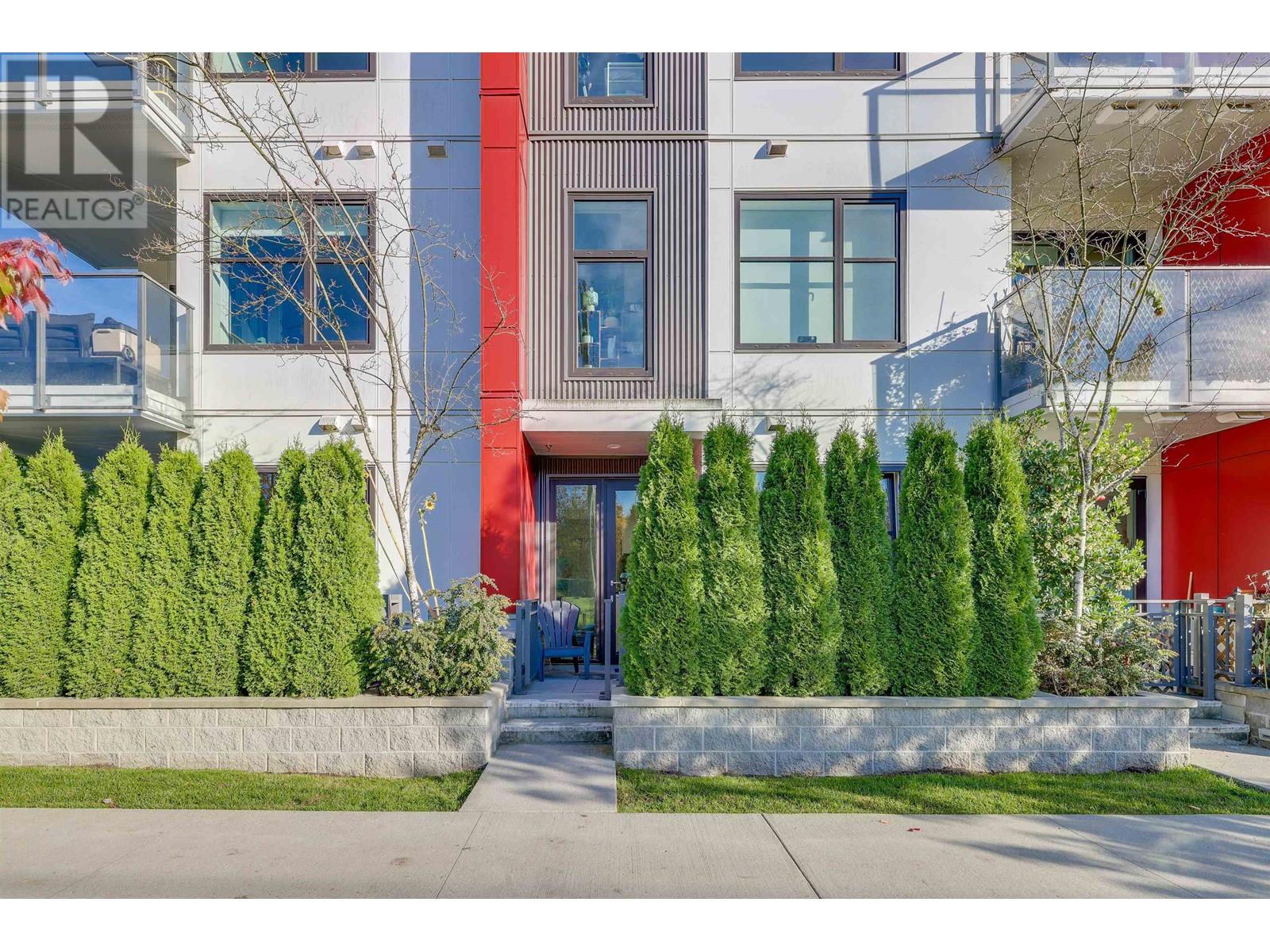 104 108 E 35TH AVENUE, vancouver, British Columbia