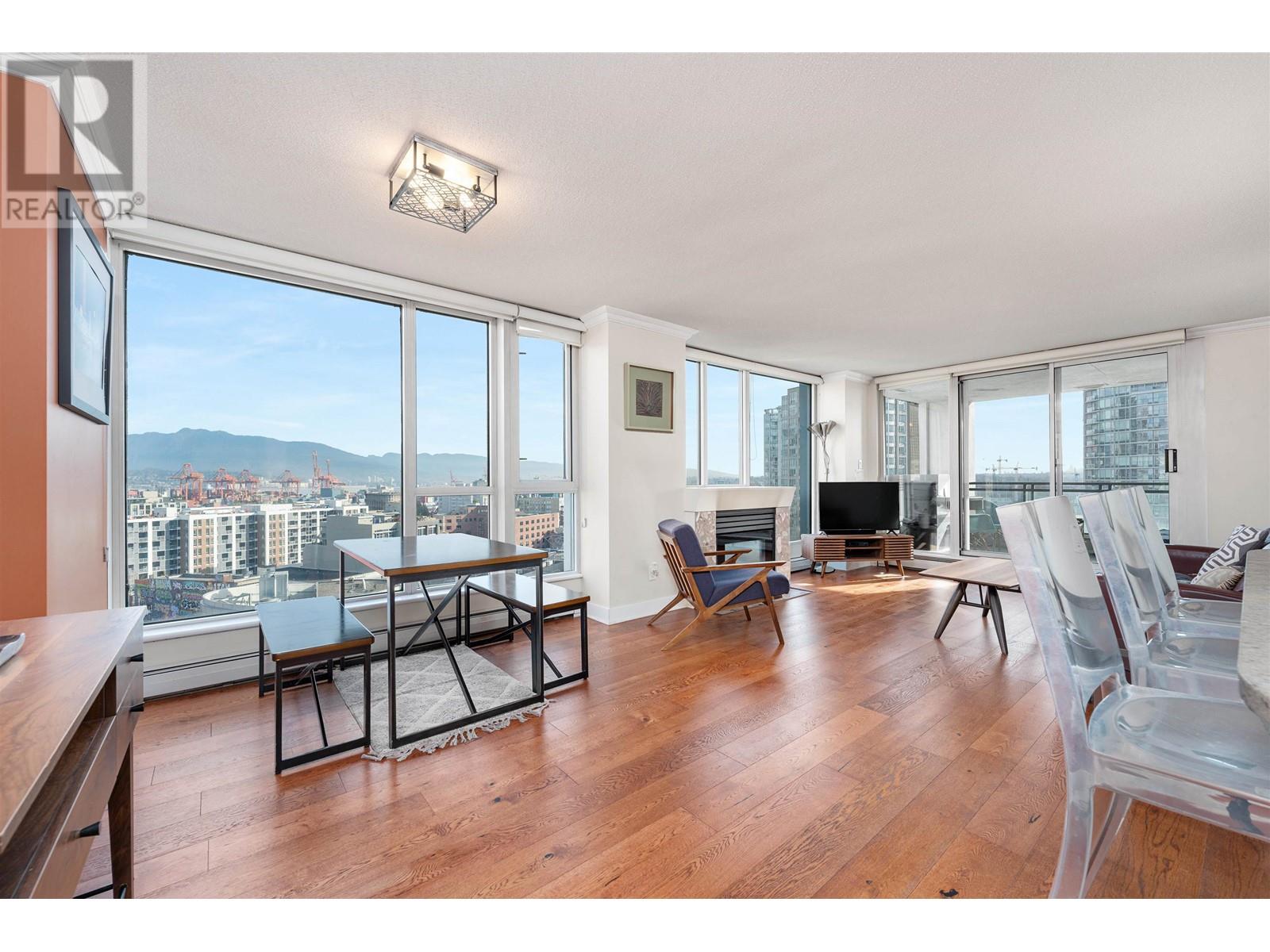 1503 183 KEEFER PLACE, vancouver, British Columbia