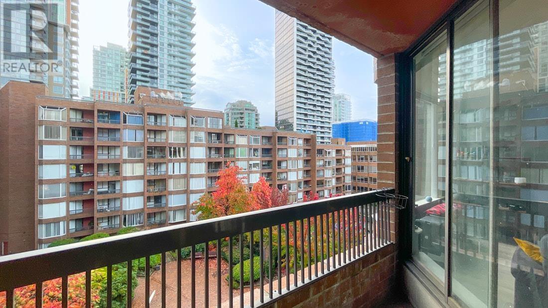 722 1330 Burrard Street, Vancouver, British Columbia  V6Z 2B8 - Photo 17 - R2829691