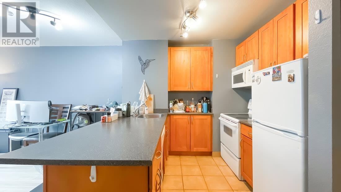 722 1330 Burrard Street, Vancouver, British Columbia  V6Z 2B8 - Photo 4 - R2829691