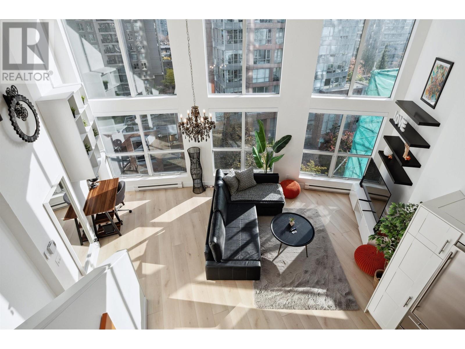 508 933 SEYMOUR STREET, vancouver, British Columbia