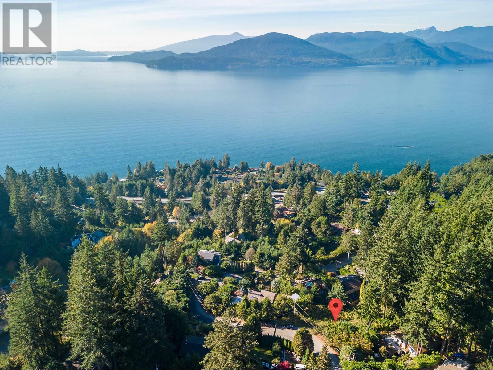 475 BAYVIEW ROAD, lions bay, British Columbia