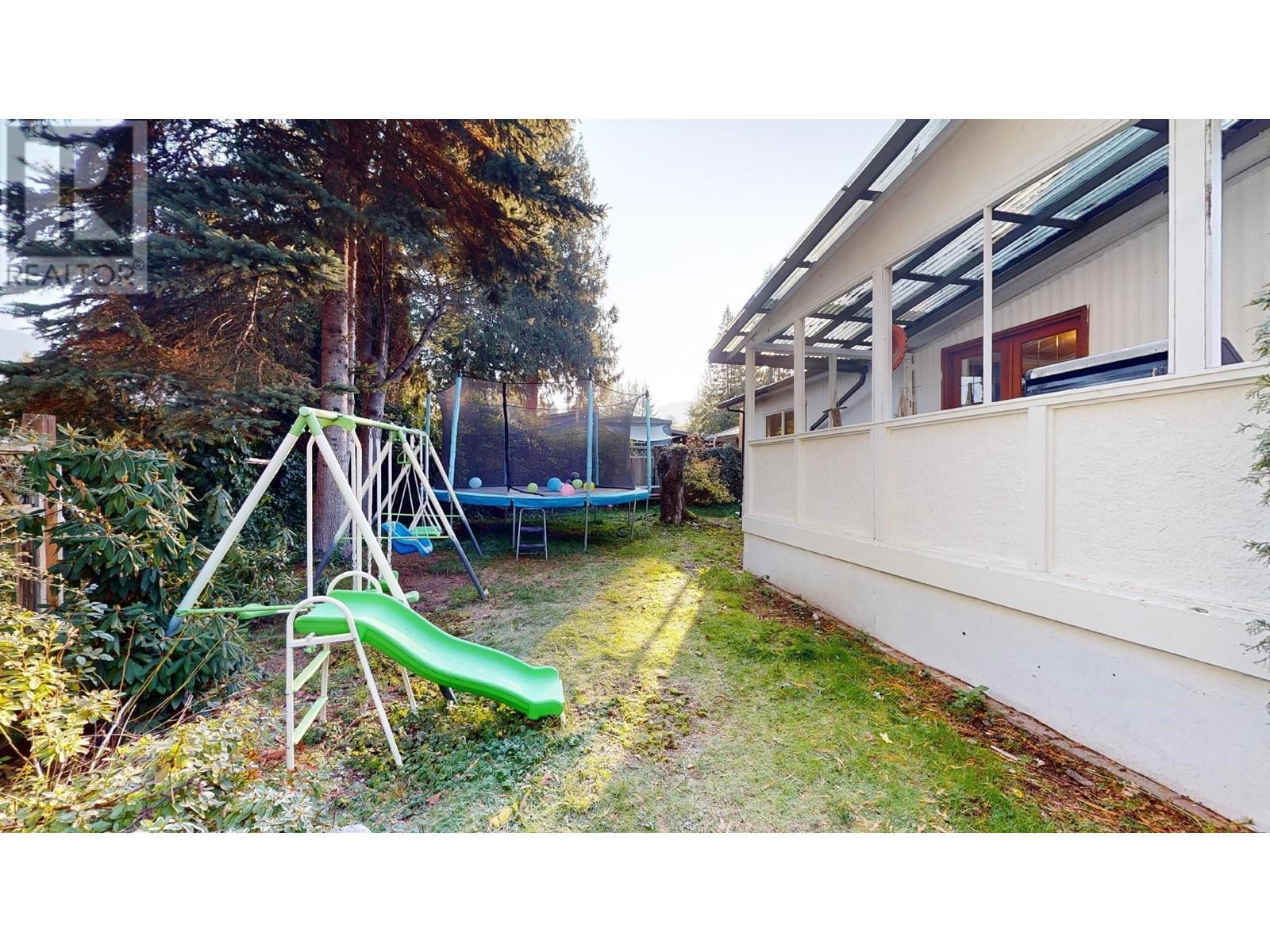 205 1830 Mamquam Road, Squamish, British Columbia  V0N 1T0 - Photo 36 - R2829685