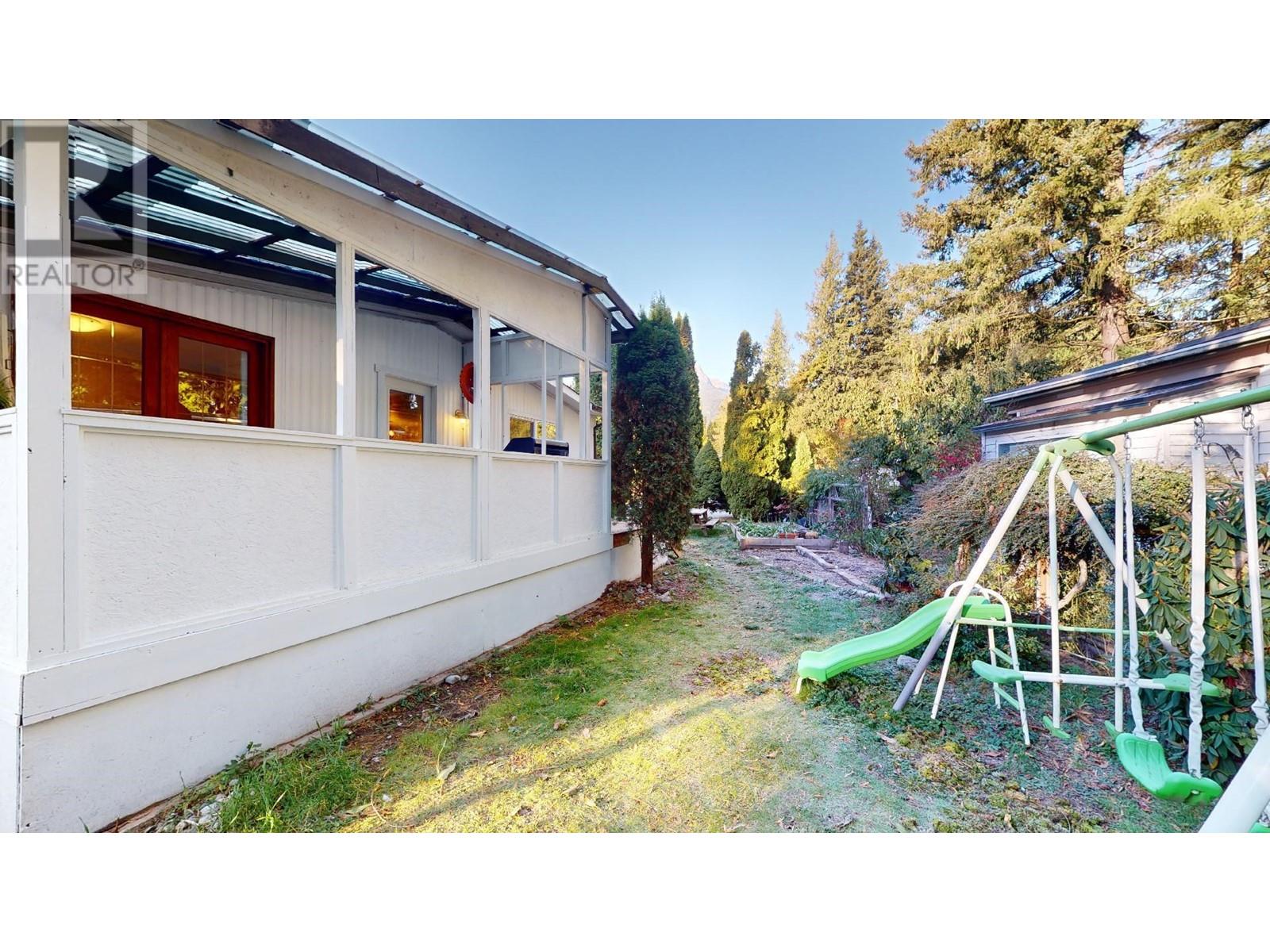 205 1830 Mamquam Road, Squamish, British Columbia  V0N 1T0 - Photo 37 - R2829685