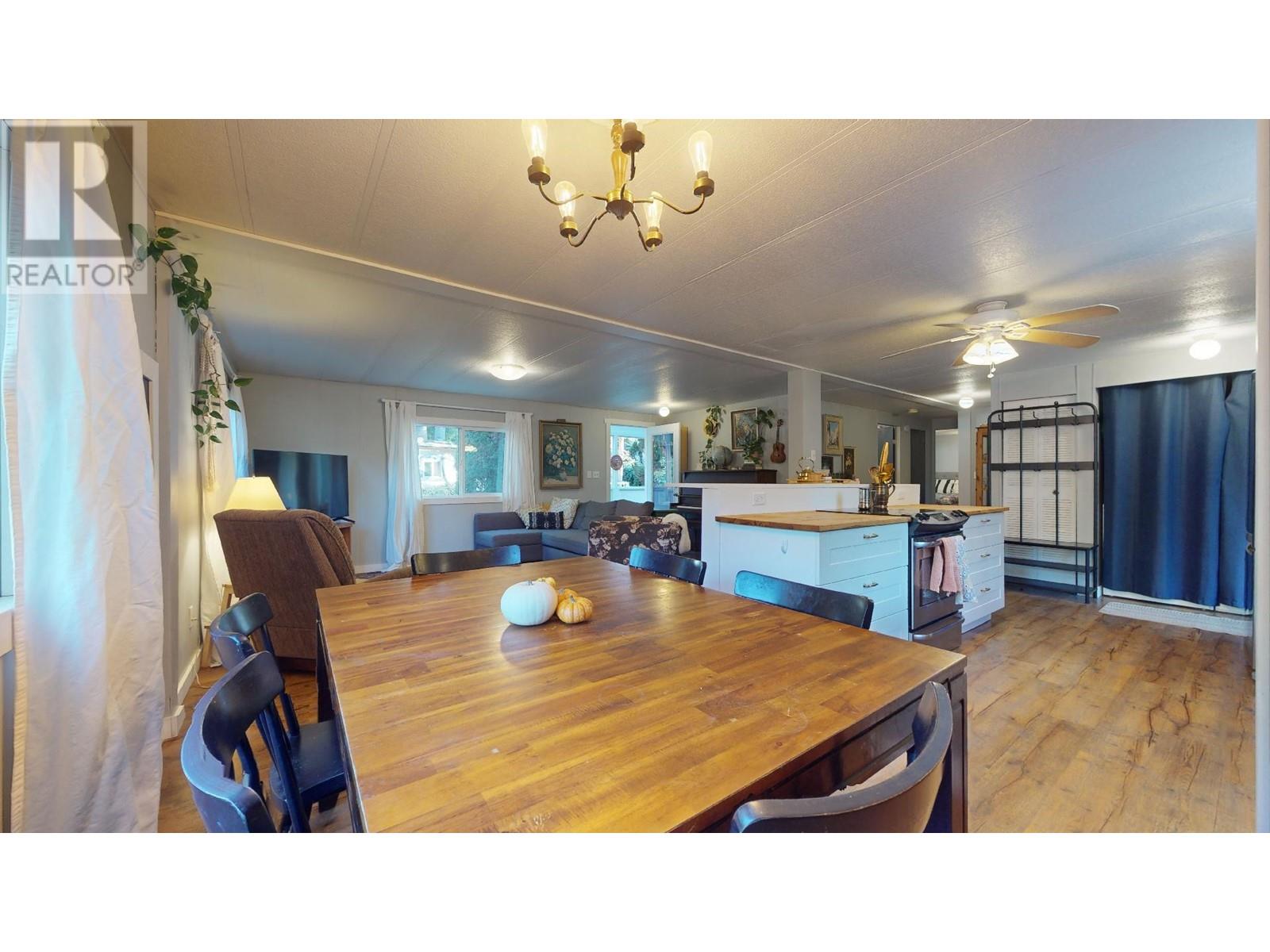 205 1830 Mamquam Road, Squamish, British Columbia  V0N 1T0 - Photo 8 - R2829685