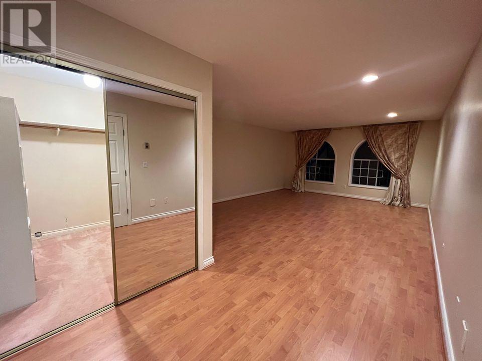 1139 W 50th Avenue, Vancouver, British Columbia  V6P 1A7 - Photo 3 - R2829681