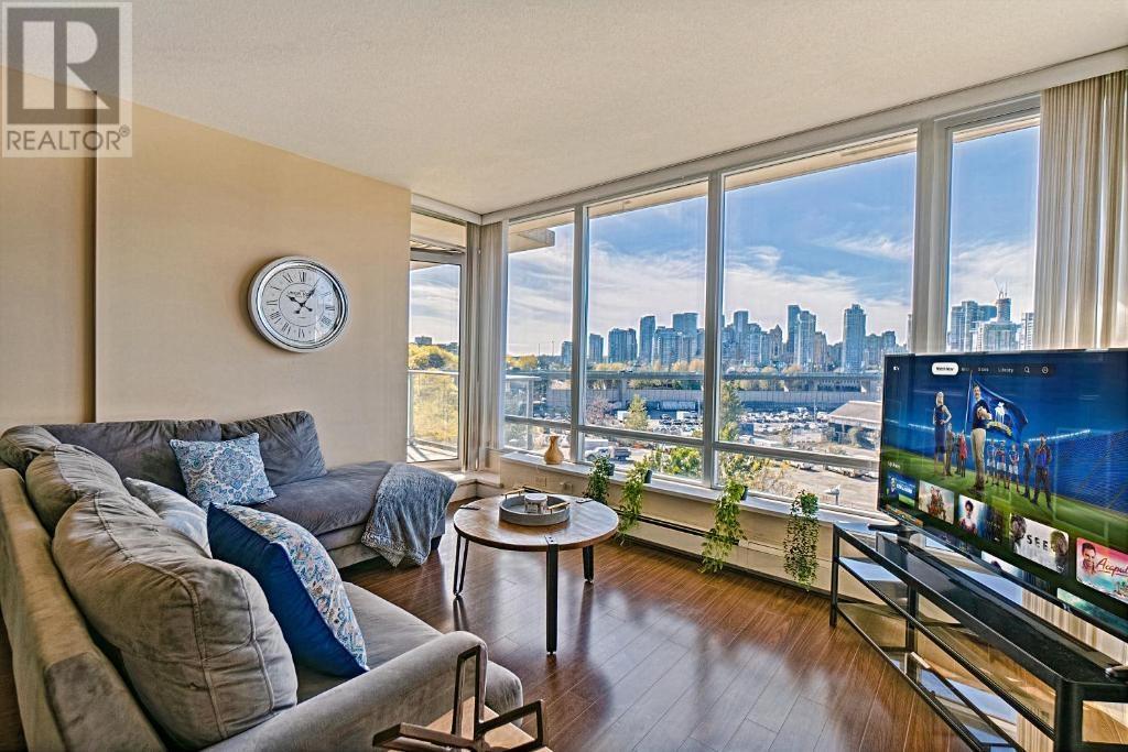 702 1833 Crowe Street, Vancouver, British Columbia  V5Y 0A2 - Photo 2 - R2829553
