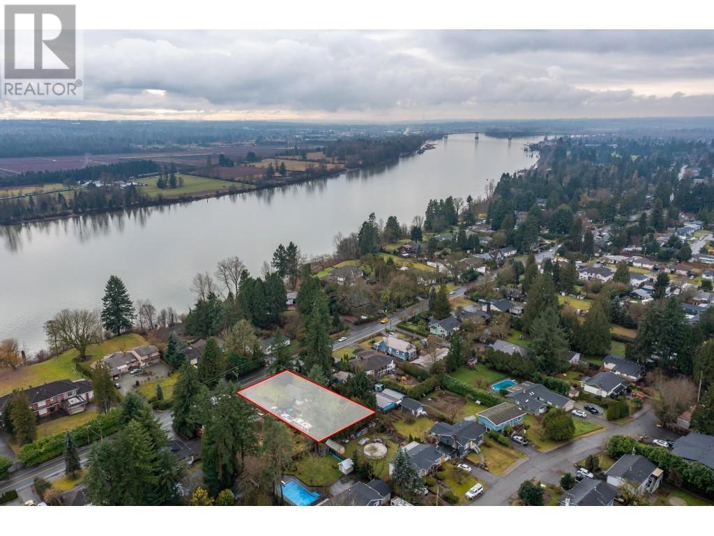 21741 River Road, Maple Ridge, British Columbia  V2X 2B8 - Photo 2 - R2829623