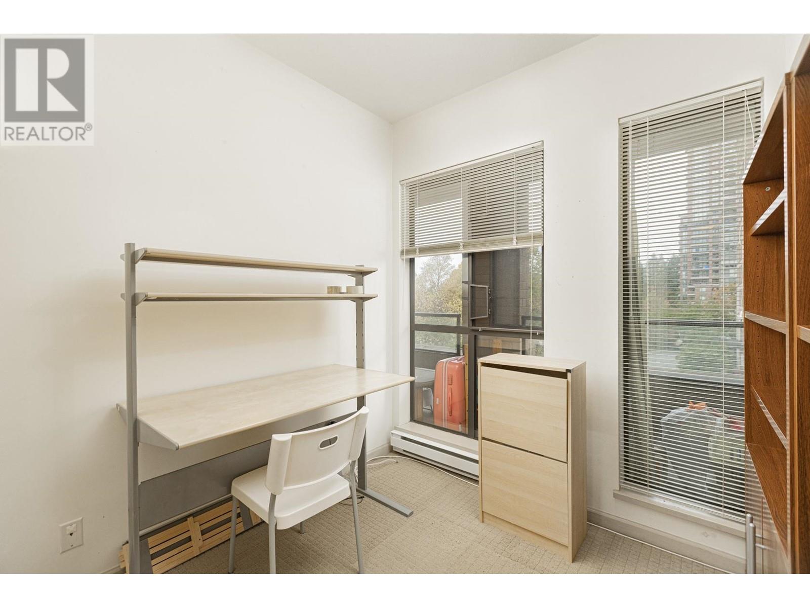 304 7388 Sandborne Avenue, Burnaby, British Columbia  V3N 5C4 - Photo 9 - R2824659