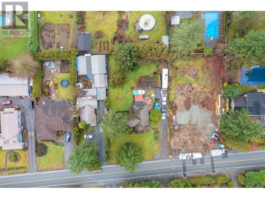 21747 River Road, Maple Ridge, British Columbia  V2X 2B8 - Photo 3 - R2829647