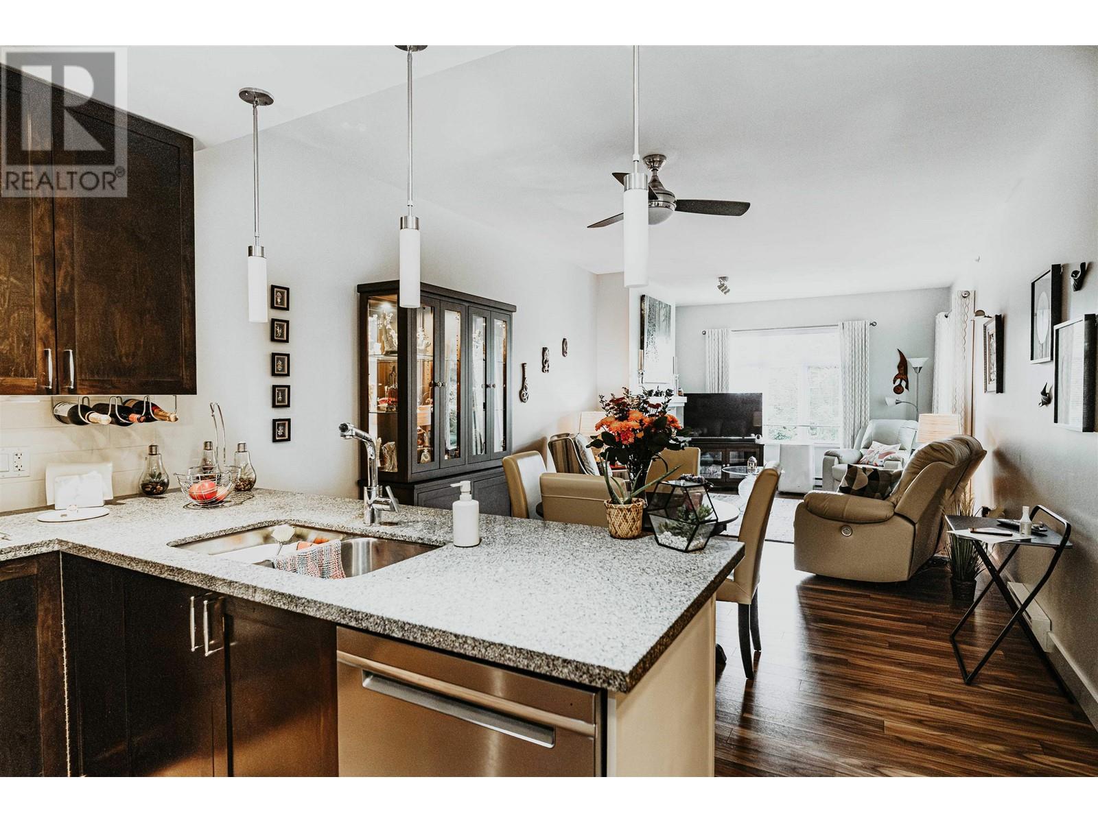 403 2368 Marpole Avenue, Port Coquitlam, British Columbia  V3C 0B4 - Photo 7 - R2829664