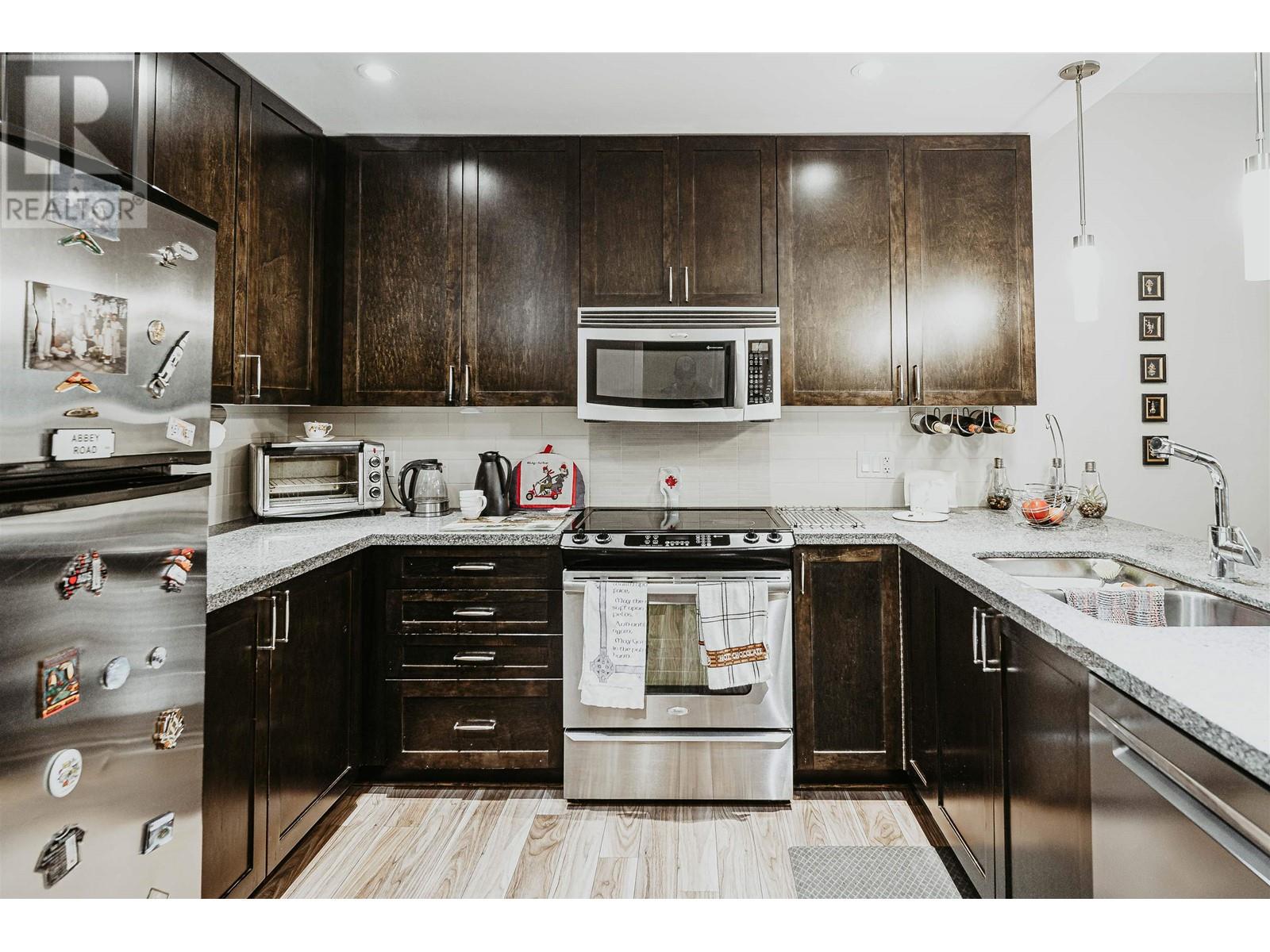 403 2368 Marpole Avenue, Port Coquitlam, British Columbia  V3C 0B4 - Photo 5 - R2829664