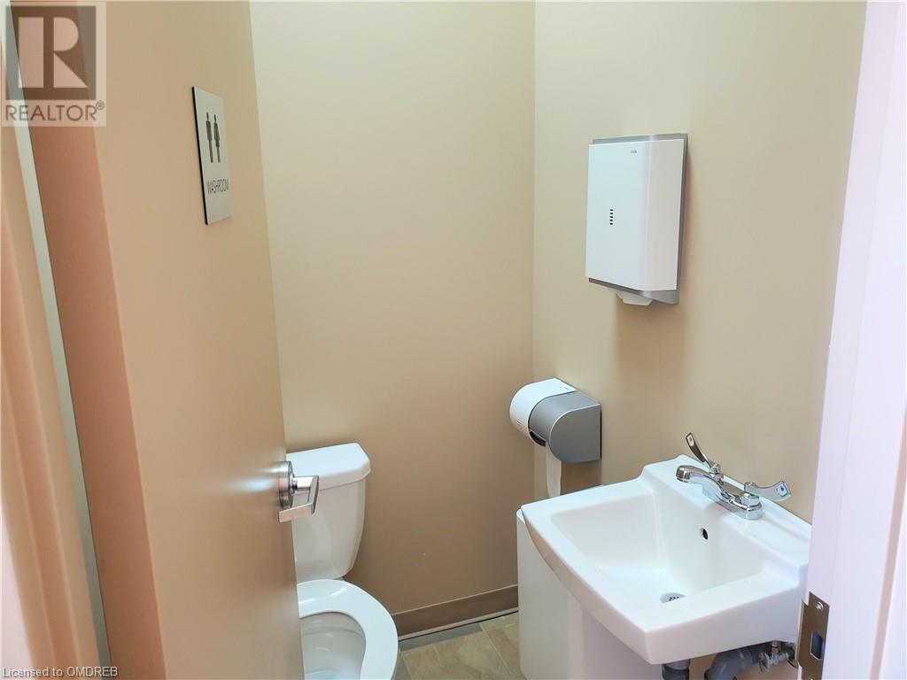 4265 Thomas Alton Boulevard Unit# 206, Burlington, Ontario  L7M 0A9 - Photo 32 - 40508326