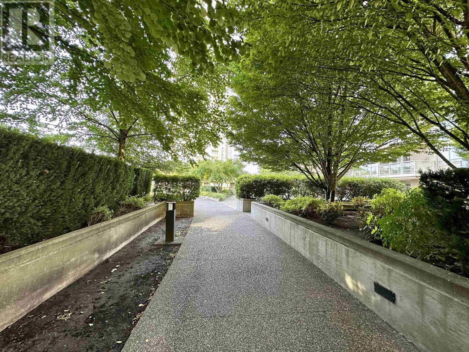 1006 2968 Glen Drive, Coquitlam, British Columbia  V3B 0C4 - Photo 25 - R2829320